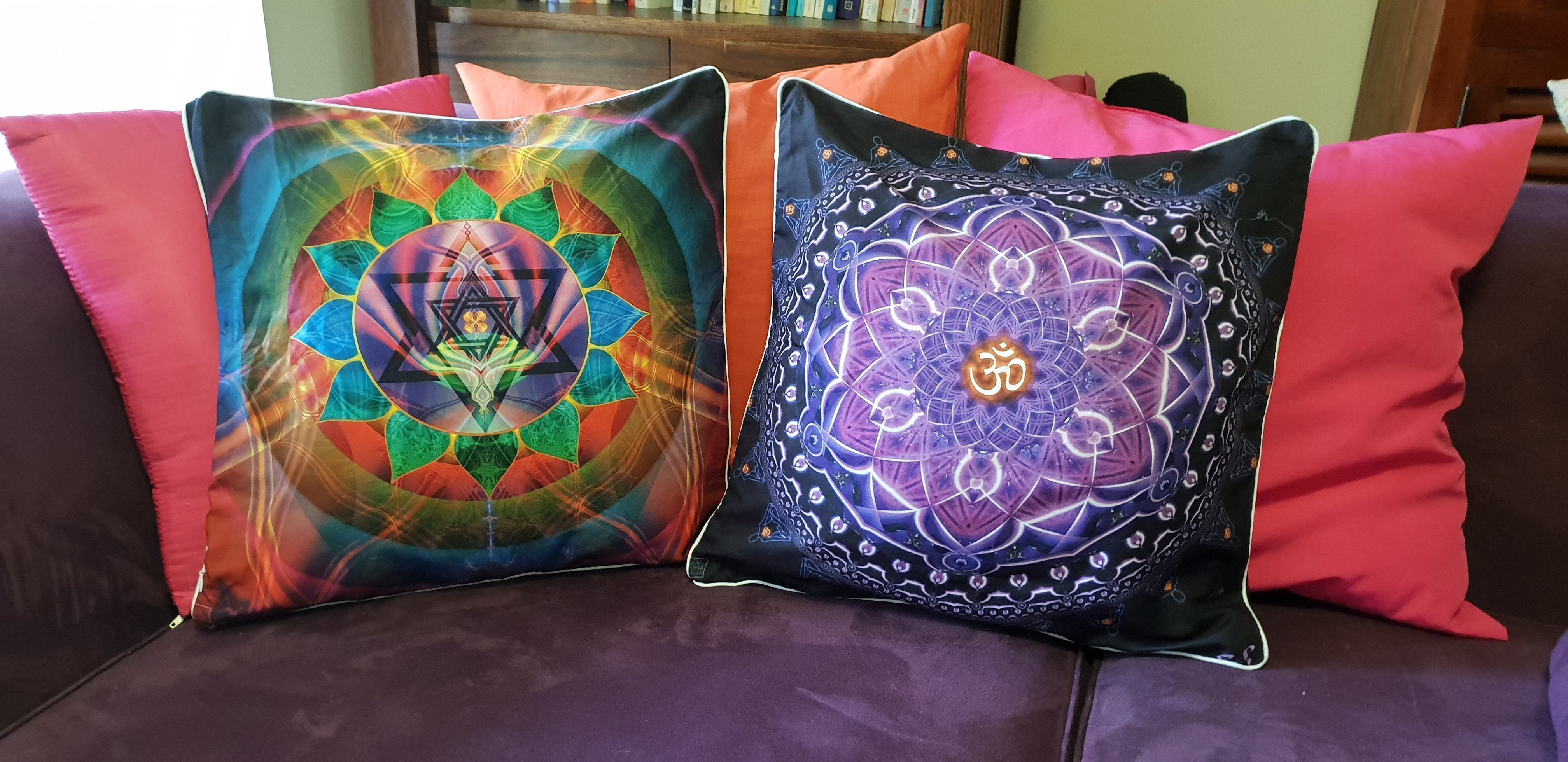 Psychedelic Throw Pillow Cover